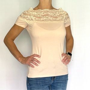 H&M lace detail tee
